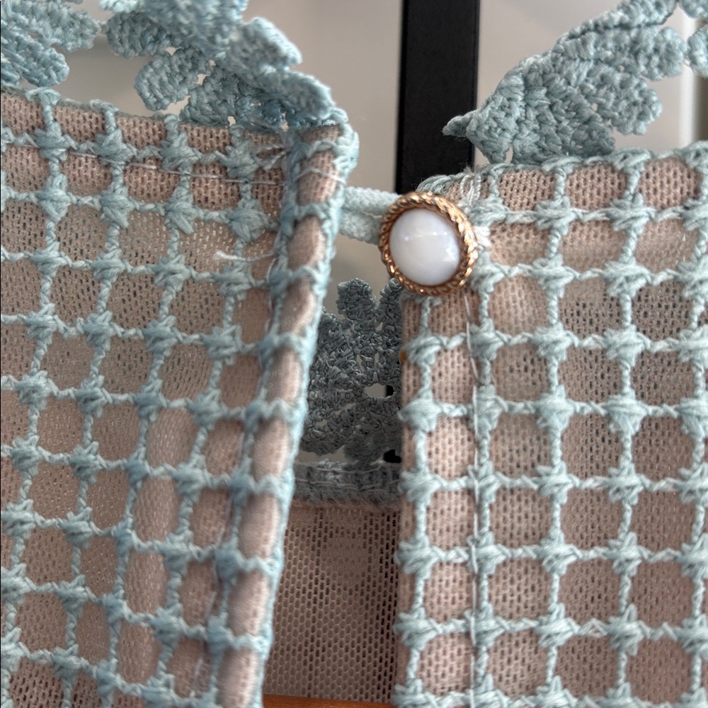 Elegant Lace Midi Dress in Light Blue - Picture 10 of 10